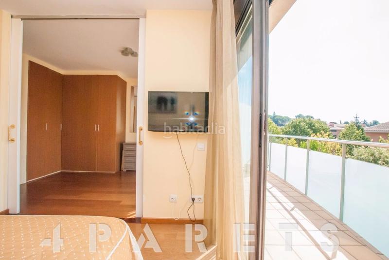 Foto 0351ab6e-0330-400a-a1c1-74d02b181244. Reihenhaus mit heizung parking pool in Cabrils