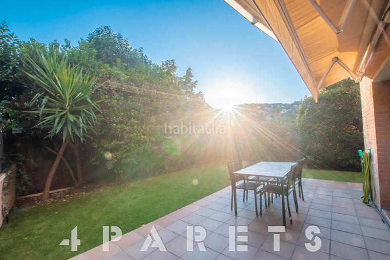 Foto 1aba375e-ec41-42d0-934f-c4a0ac747e3b. Reihenhaus mit heizung parking pool in Cabrils