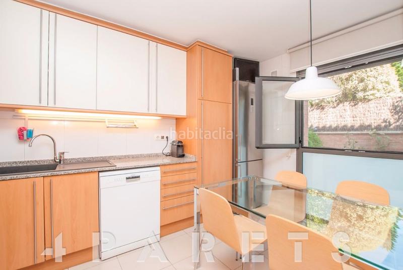 Foto 7589cf09-7fc9-49b1-9c47-3d86a439aa32. Reihenhaus mit heizung parking pool in Cabrils