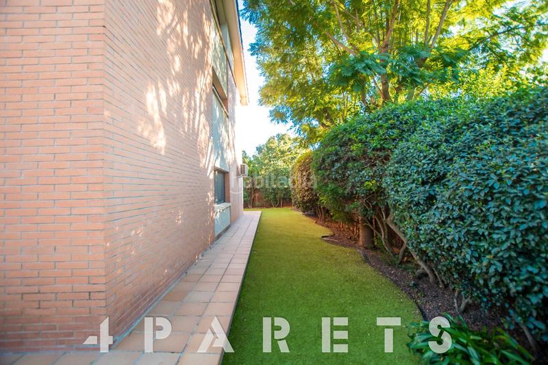 Foto 989345c4-c5db-4871-b6ec-5811ddc3f999. Reihenhaus mit heizung parking pool in Cabrils