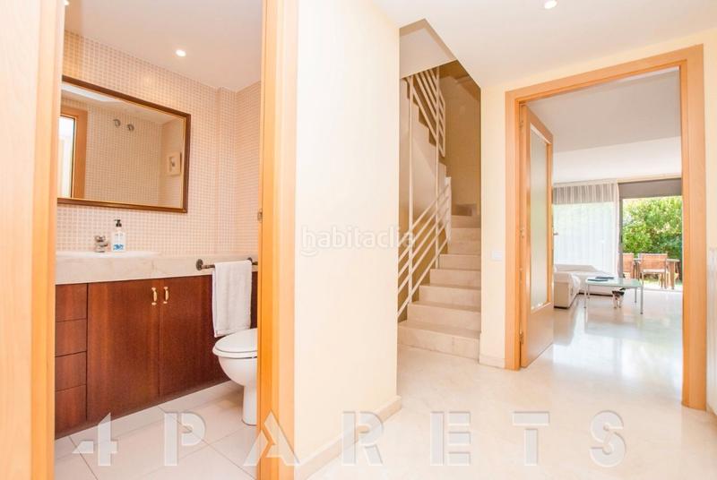 Foto e6fc13ef-5310-4524-886d-b408601622da. Reihenhaus mit heizung parking pool in Cabrils