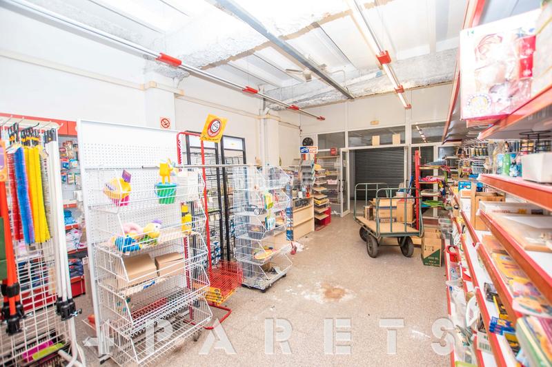 Foto 00a32fce-baea-4670-a8ab-789ea1530d42. Locale commerciale in Eixample Mataró