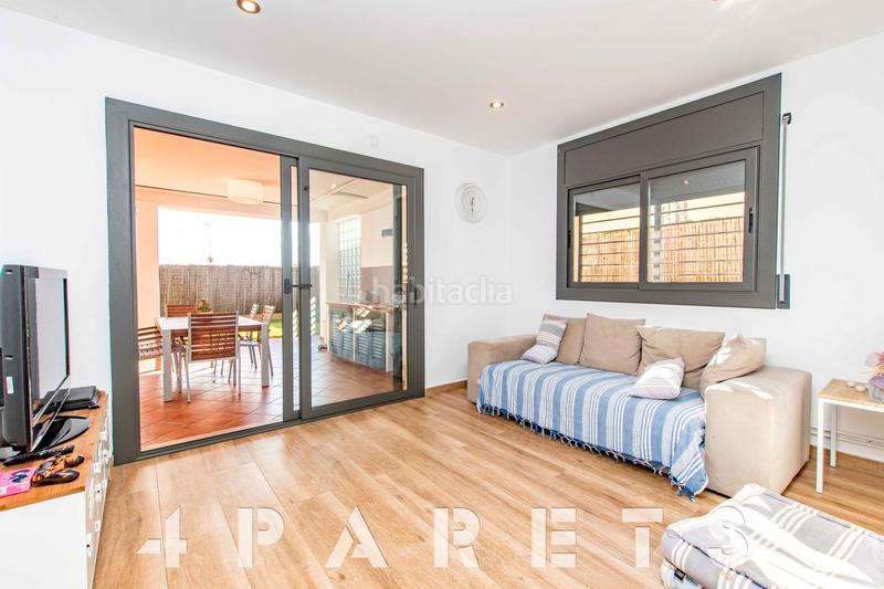 Foto 0d298b8f-5d56-47f8-9fe7-d77d80a014f0. Chalet mit kamin heizung parking pool in Premià de Dalt