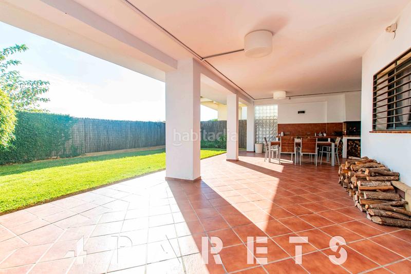 Foto 2673b2c2-7e0c-45d3-ab91-ae7b1e6b34b8. Chalet mit kamin heizung parking pool in Premià de Dalt