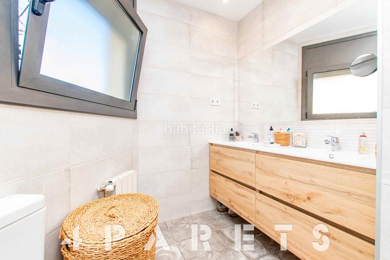 Foto 28d6bc8e-590e-49b6-aa75-30b62e0d4c17. Chalet mit kamin heizung parking pool in Premià de Dalt