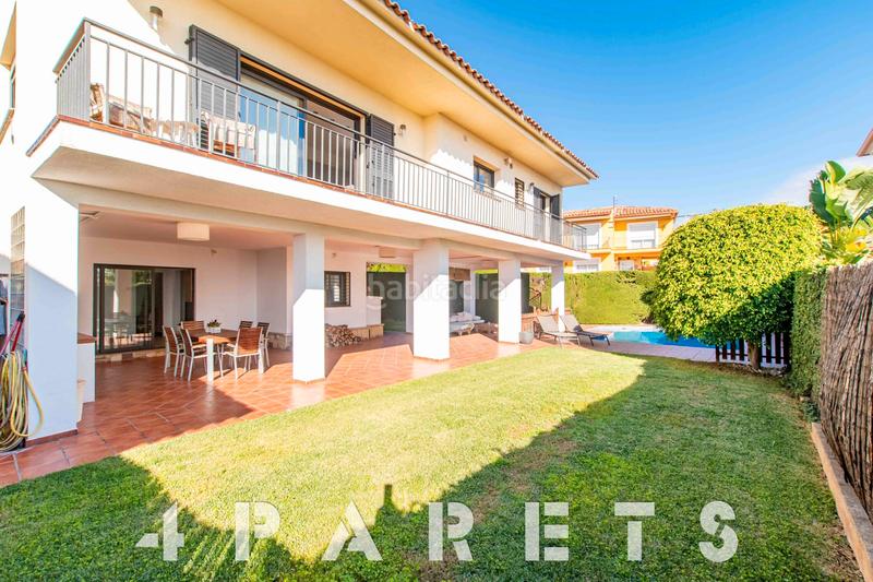 Foto 50c504d6-954d-4837-b65c-a8cbb540d7c9. Chalet mit kamin heizung parking pool in Premià de Dalt