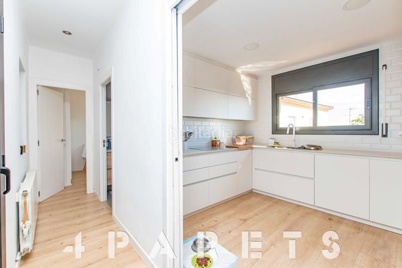 Foto 5fcb7d4d-7645-4dda-af91-1c94a72fd4fc. Chalet mit kamin heizung parking pool in Premià de Dalt