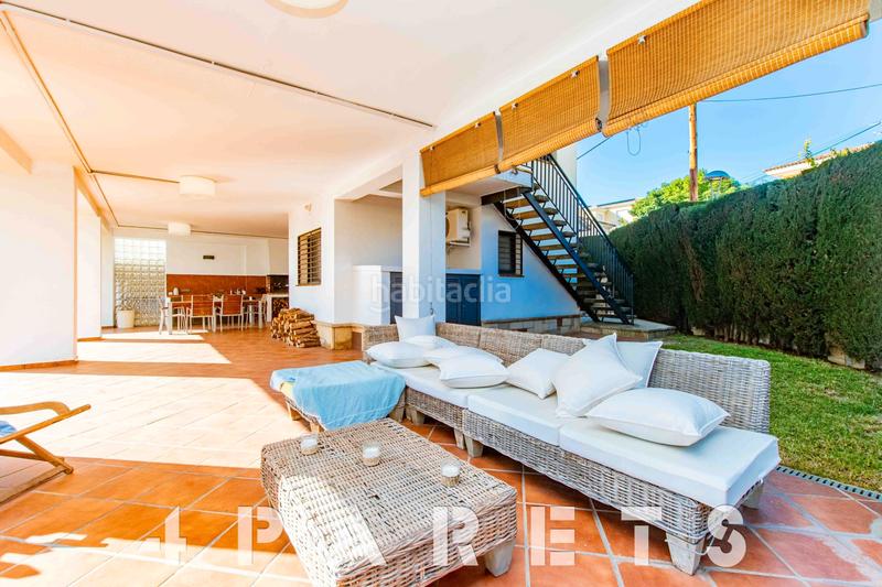 Foto ac0b7df4-4a7e-4a39-946f-d2c9db17721a. Chalet mit kamin heizung parking pool in Premià de Dalt