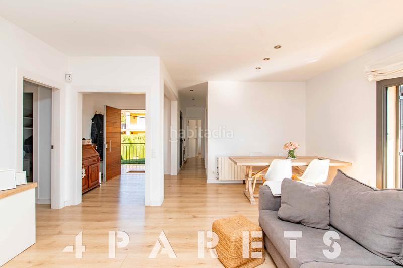 Foto de82984c-8e8d-46a0-99bb-e34277022893. Chalet mit kamin heizung parking pool in Premià de Dalt