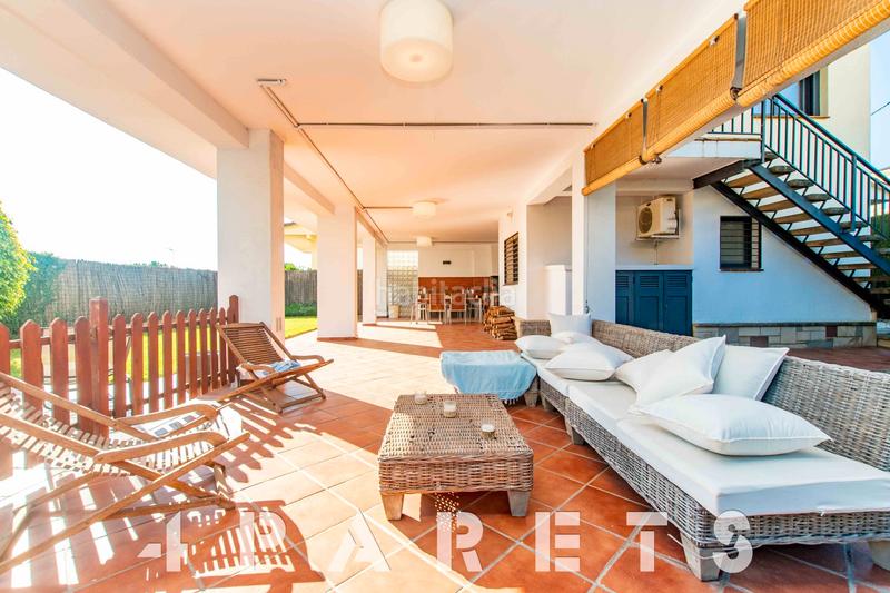 Foto ebcd2e00-a167-4f95-bd71-1653d1caff0d. Chalet mit kamin heizung parking pool in Premià de Dalt