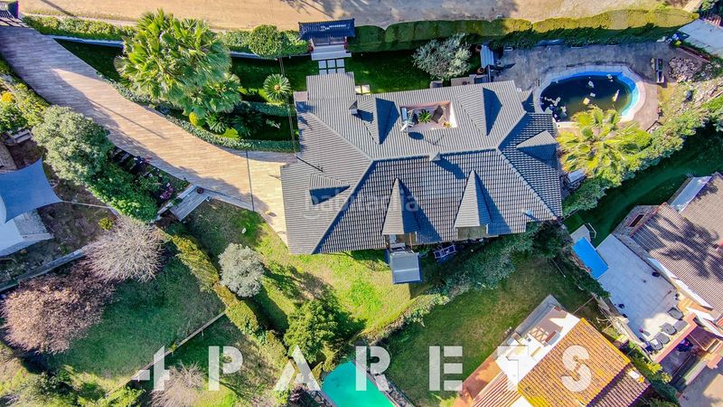 Foto ff1435d6-b135-418d-bf8a-05f04a3bd040. Casa amb xemeneia calefacció aparcament piscina a Vilanova del Vallès