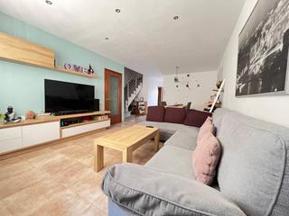 Zweistöckige Wohnung  Can crosas. Dúplex en el centro palafolls