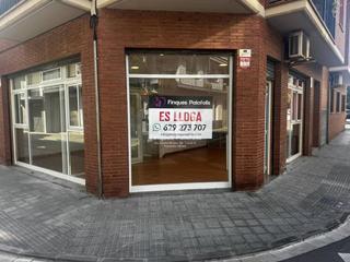 Locale commerciale in Joaquim Ruyra