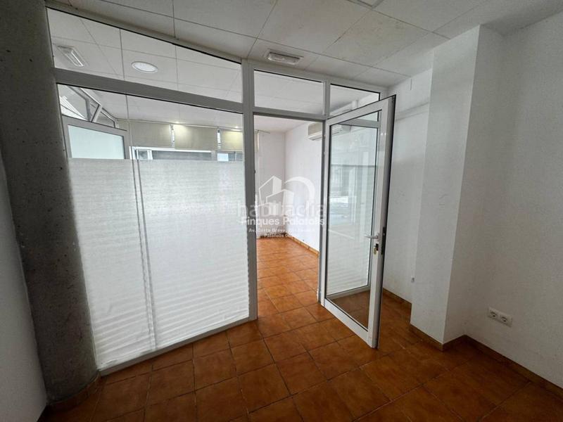 Foto 8cfda6d9-e613-4c2f-b469-4fe0a0437f23. Lloguer local comercial a Malgrat de Mar