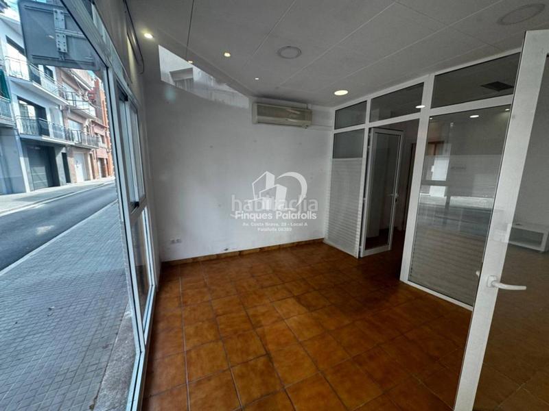 Foto e70cba20-631e-4267-b687-b7ed9e90c59e. Location local commercial dans Malgrat de Mar