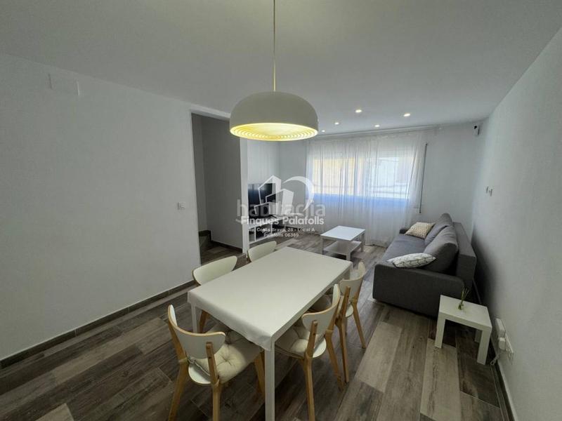 Foto 37f8e27a-24a2-4875-b11b-73be7a1a7716. Maison jumelée avec parking dans Malgrat de Mar