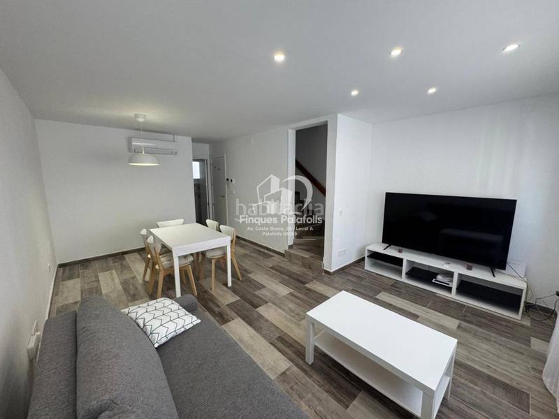 Foto 5e8e7c22-8614-499c-9bbb-a61887af8eb9. Maison jumelée avec parking dans Malgrat de Mar