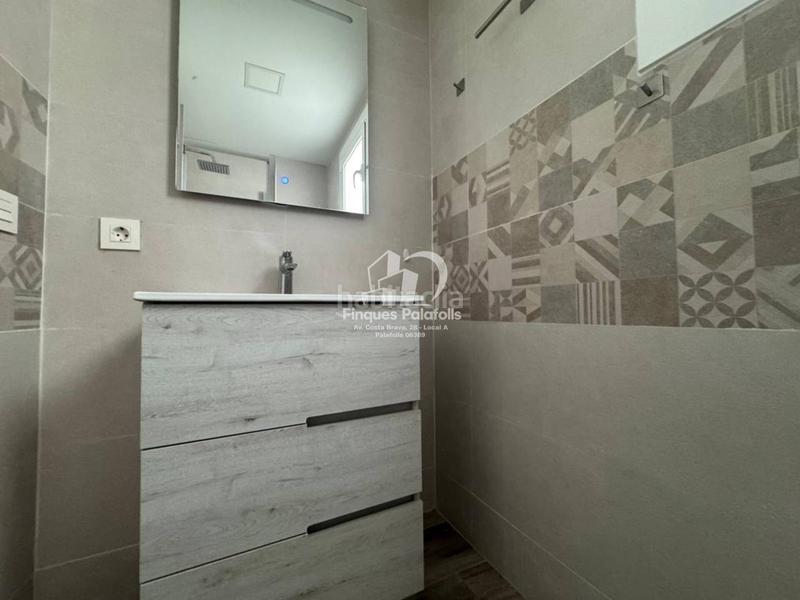 Foto eac9d5e6-dc40-4160-ab80-7e0b01cd5687. Maison jumelée avec parking dans Malgrat de Mar