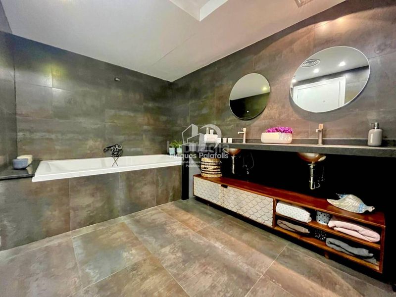 Foto 1aaaf1d5-27d3-47dd-9d31-c879a72cb405. Chalet villa cala francesc en Santa Cristina-Sant Francesc Blanes