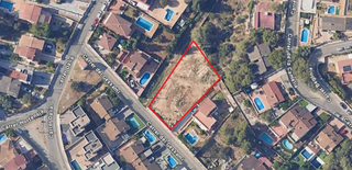 Terreny residencial  Carrer del gessamí. Terreno en venta en cubelles, barcelona – ¡construye la casa de