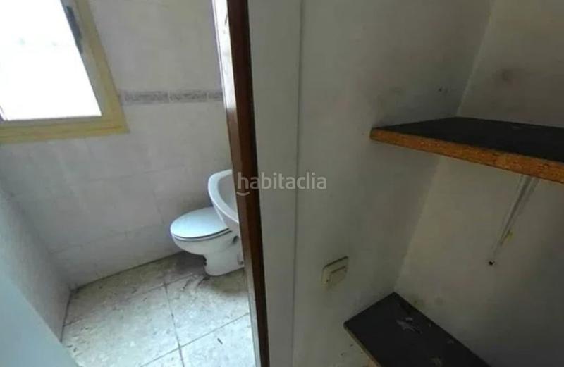 Foto c4180559-ed99-4e2b-a184-56e4f7c2ec7f. Local comercial amplio local comercial en venta en Viladecans