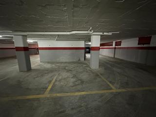 Aparcament cotxe a Carrer baixador 111. Parking céntrico en vilanova