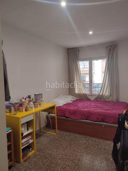 Foto 7f7196cc-5b60-420b-bd17-5d7594dcf987. Piso  en pleno centro , a sólo un paso de todo tipo de servicios en Rubí