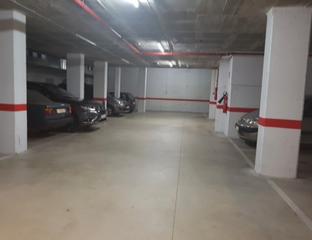 Aparcament cotxe a Carrer d'extremadura 15. Parkings en st joan despi