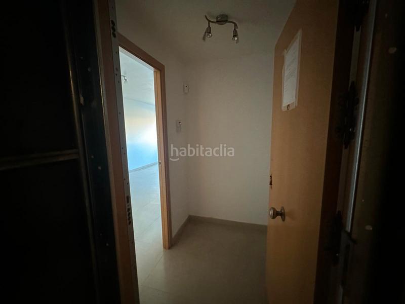 Foto 316ce85a-9b09-4ad3-8f4f-77b7da41463b. Piso entresuelo en venta , a 5 minutos del port marítim en Sant Carles de la Ràpita