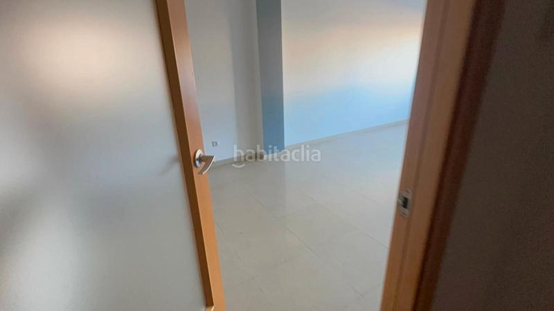 Foto 38af712f-07a0-4c7a-aac0-cafae4c932ec. Piso entresuelo en venta , a 5 minutos del port marítim en Sant Carles de la Ràpita