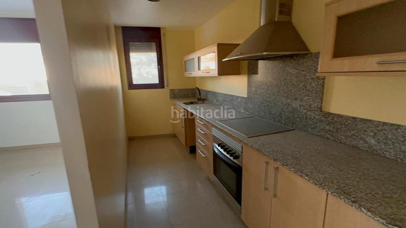 Foto dcae8581-c004-4ed9-8a42-0dad8977a10c. Piso entresuelo en venta , a 5 minutos del port marítim en Sant Carles de la Ràpita