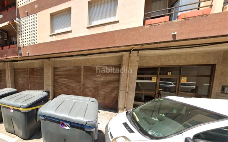 Foto 38f0dce1-d309-462e-ae50-118cb0eafaff. Locale commerciale in carrer del monestir de ripoll 7 in Reus