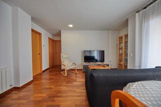 Pis  Carrer vilanova. Cómodo piso con vistas despejadas y excelente ubicación