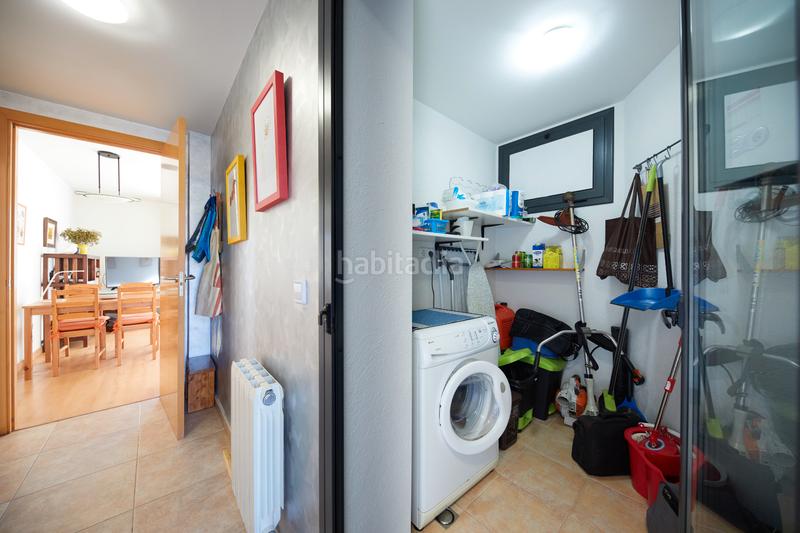 Foto f9a7e386-992f-48ce-a347-f211b11181a4. Piso amplio y luminoso piso con balcón en entorno natural en Pobla de Cérvoles (La)