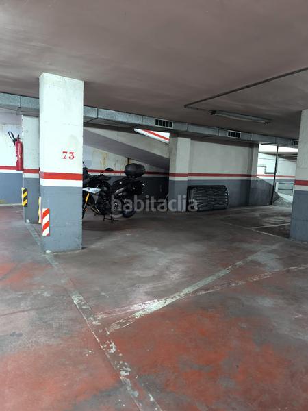 Foto 4151d9d2-d928-4d12-bf4e-cc6b792ad25e. Parking coche en carrer del canonge doctor auguet 53 plaza de aparcamiento en Viladecans