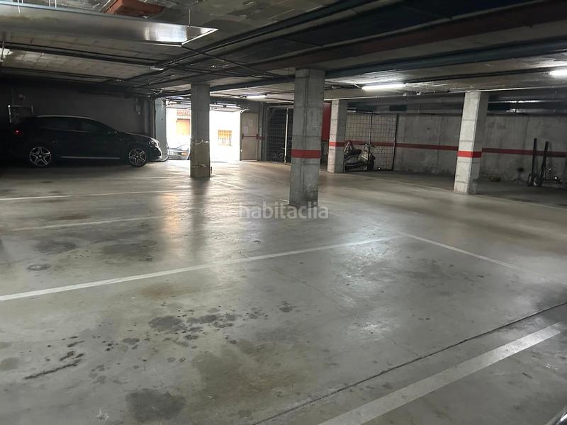 Foto 9ccbba46-87ac-474f-b924-d7c8319df97a. Parking coche en carrer torrent sant feliu 7 plaza de parking en el centro en Cabrera de Mar