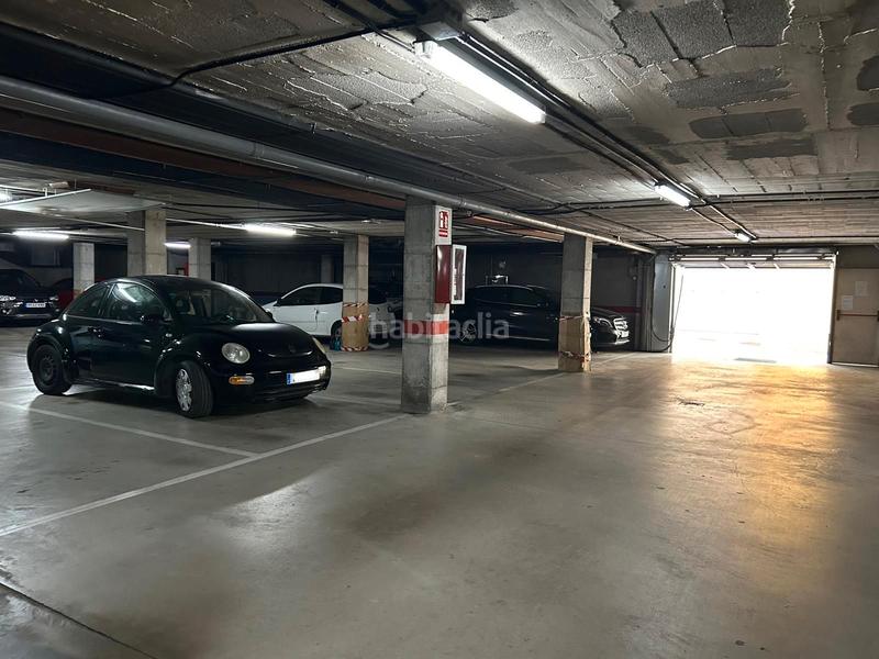 Foto d5b55559-9a4f-4326-b37e-87778e50771a. Parking coche en carrer torrent sant feliu 7 plaza de parking en el centro en Cabrera de Mar