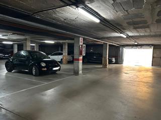 Autoparkplatz in Carrer torrent sant feliu 7. Plaza de parking en el centro de cabrera de mar