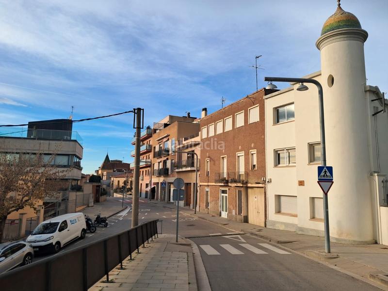 Foto 233a4fce-f873-446f-893f-fcf3c1975908. Casa adosada oportunidad para construir hasta 9 pisos – casa para reformar o derribar en el papiol en Papiol (El)