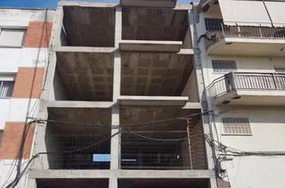 Edifici a Carrer de la gorgonçana 17. Edificio en construcción de 5 plantas en esparraguera