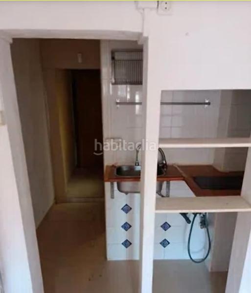 Foto af9cc9da-93ec-41c0-b5e0-285451f58a6a. Pis a Raval Barcelona