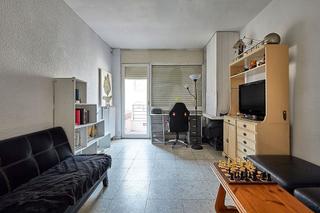 Pis  Travessera de gràcia. Amplio piso de 4 habitaciones con terraza en travessera de gràci