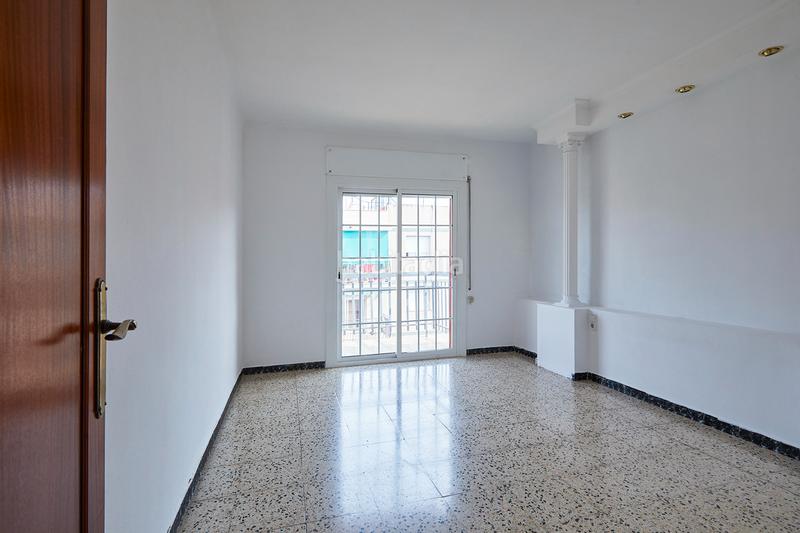 Foto 0df2472e-dc18-4a43-bbbd-0f98058fb0a0. Piso ?? un hogar con vistas para soñar en familia ? en Mataró