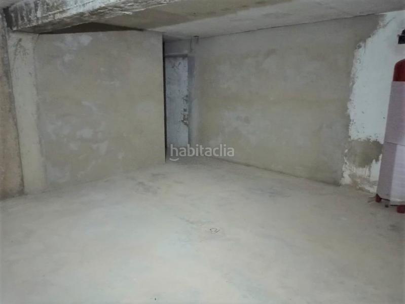 Foto 9099e971-544b-4139-851c-9cebc7625211. Local commercial dans pla de maset - cap de Salou Salou