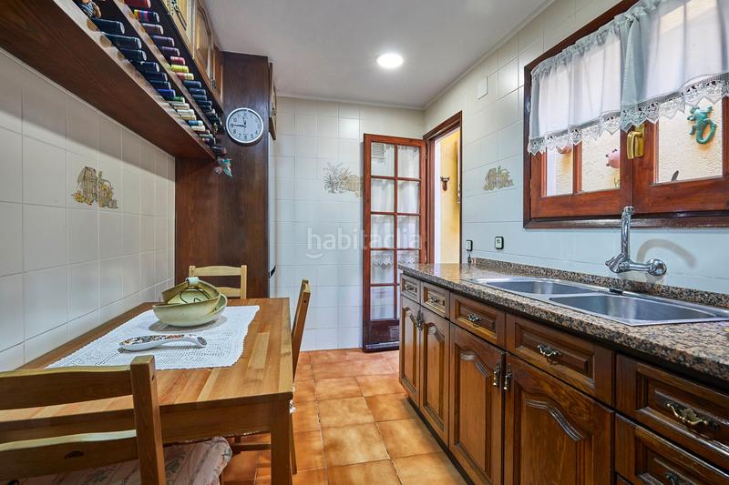 Foto 49cd5fa4-ca1a-4a9f-bfba-8142918b31f6. Casa adossada amb xemeneia a Veral d´Ocata Vilassar de Mar