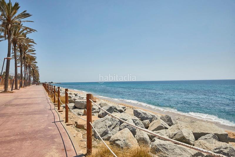 Foto bbfb98f8-46c8-426b-8453-c88155753aa0. Casa adossada amb xemeneia a Veral d´Ocata Vilassar de Mar