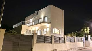 Location Chalet  Carrer panamà. Alquiler temporal espectacular casa de lujo con vistas al mar y