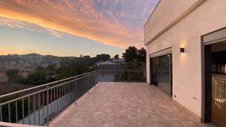 Rent Chalet  Carrer panamà. Alquiler temporal espectacular casa de lujo con vistas al mar y