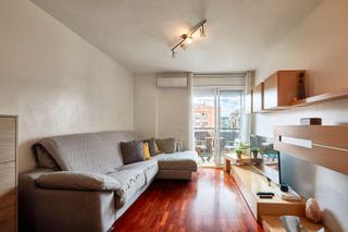 Pis  Carrer de barcelona. Piso en venta en olesa de montserrat