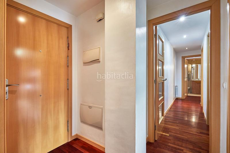 Foto ecd89a94-0b6a-4eaa-bb00-2d4ba592ff95. Piso  en venta en Olesa de Montserrat